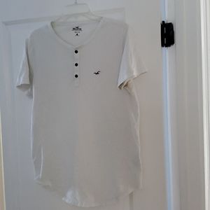 Hollister Henley T